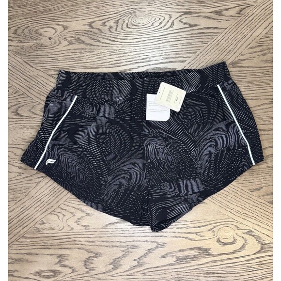 NWT Fabletics Women's Black Full Speed Mid-Rise Shorts Reflective Pockets XL - Picture 7 of 10